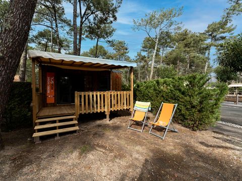 BUNGALOW 4 personnes - CABANE BOIS - 2 chambres (sans sanitaires)