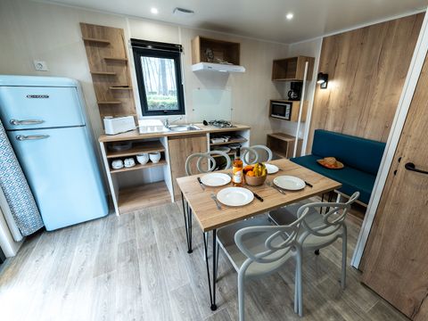 BUNGALOW 4 personnes - CABANE BOIS - 2 chambres (sans sanitaires)