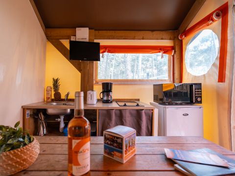 Tente en toile et en bois 5 personnes - RESASOL - 2 chambres
