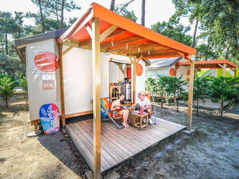 Tente en toile et en bois 5 personnes - RESASOL - 2 chambres