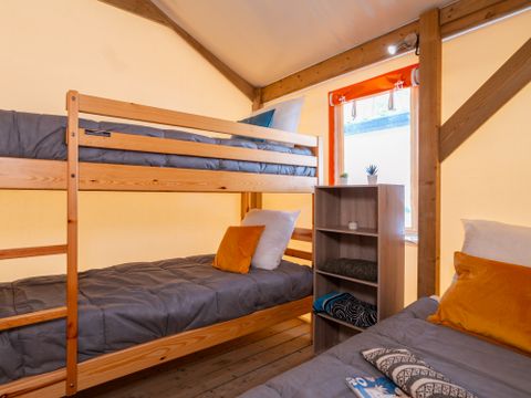 Tente en toile et en bois 5 personnes - RESASOL - 2 chambres