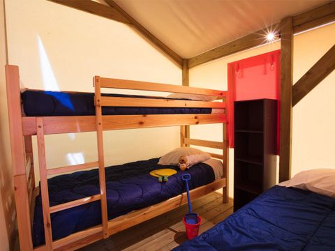 Tente en toile et en bois 5 personnes - RESASOL - 2 chambres