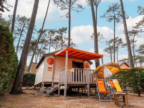 Tente en toile et en bois 5 personnes - RESASOL - 2 chambres