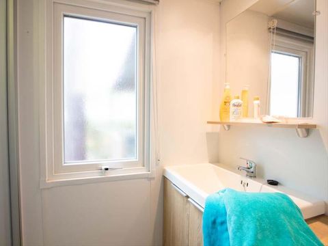 MOBILHOME 8 personnes - RESASOL - 4 chambres