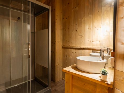 Tente en toile et en bois 5 personnes - ECOLUXE - 2 chambres