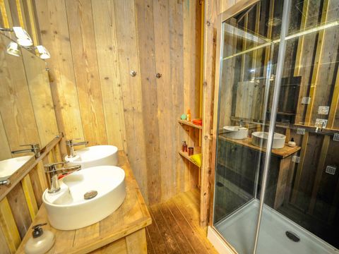 Tente en toile et en bois 5 personnes - ECOLUXE - 2 chambres