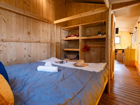 Tente en toile et en bois 5 personnes - ECOLUXE - 2 chambres