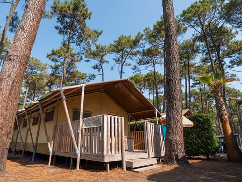 Tente en toile et en bois 5 personnes - ECOLUXE - 2 chambres