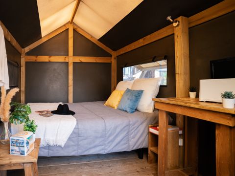 Tente en toile et en bois 2 personnes - DUO (sans sanitaires)