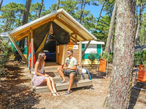 Tente en toile et en bois 2 personnes - DUO (sans sanitaires)