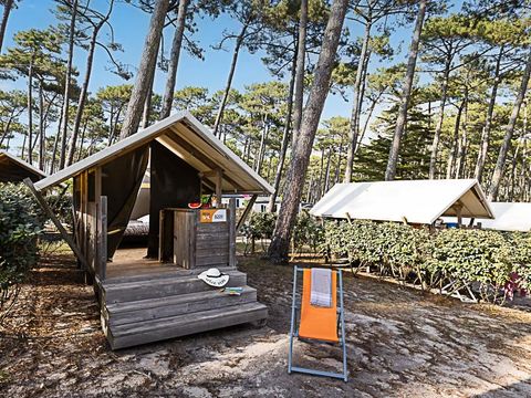 Tente en toile et en bois 2 personnes - DUO (sans sanitaires)