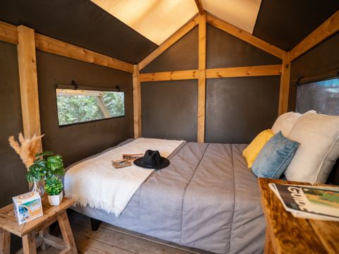 Tente en toile et en bois 2 personnes - DUO (sans sanitaires)