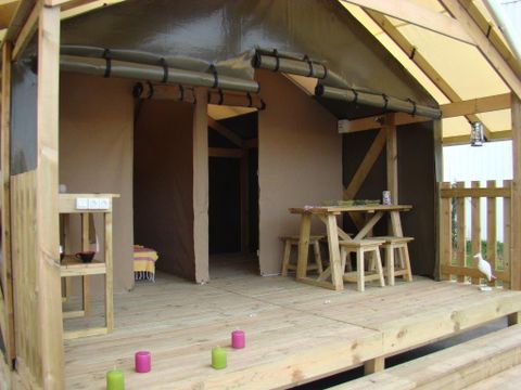 TENTE TOILE ET BOIS 4 personnes - Safari, sans sanitaires