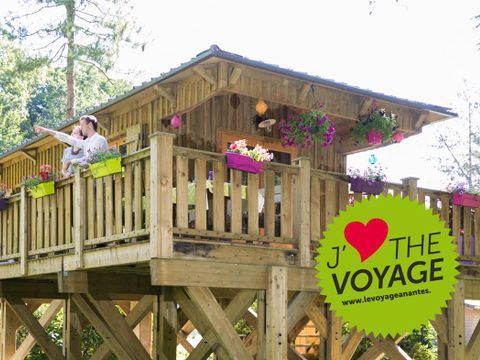 HÉBERGEMENT INSOLITE 3 personnes - La Cabane du Voyage - Cabane sur pilotis 1 chambre - 24m² + terrasse 16m²