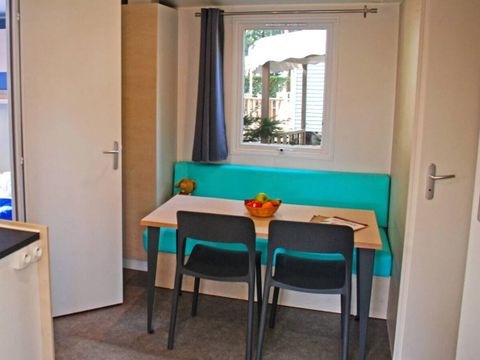 BUNGALOW 6 personnes - Mobil-home | Comfort | 2 Ch. | 4/6 Pers. | Terrasse surélevée | TV