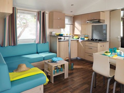MOBILHOME 6 personnes - Mobil-home | Comfort | 2 Ch. | 4/6 Pers. | Terrasse surélevée MOBILHOME 6 personnes - Mobil-home | Comfort | 2 Ch. | 4/6 Pers. | Terrasse surélevée