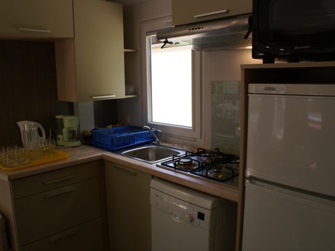 Mobilhome 4 personnes - 'Louisiane' Oakley-Océane-Pacifique (2 chambres) climatisé, TV ,wifi inclus