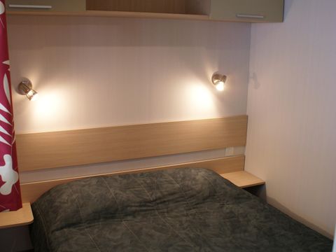 Mobilhome 4 personnes - 'Louisiane' Oakley-Océane-Pacifique (2 chambres) climatisé, TV ,wifi inclus
