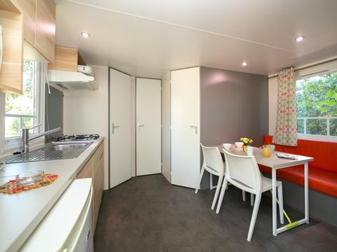 MOBILHOME 6 personnes - MH2 Confort* 27 m² + lit double en 160, avec sanitaires