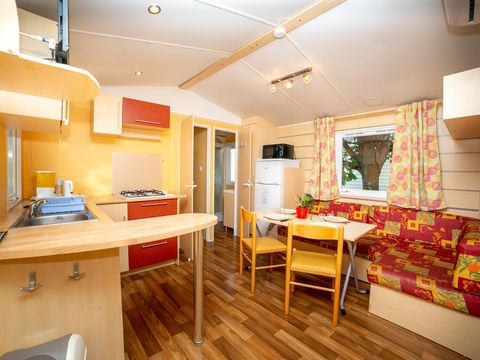 MOBILHOME 6 personnes - MH2 Confort* 30 m² + clim, avec sanitaires