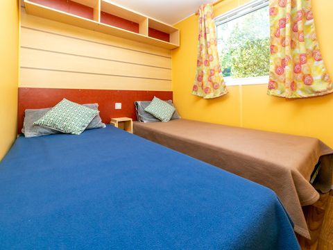 MOBILHOME 6 personnes - MH2 Confort* 30 m² + clim, avec sanitaires