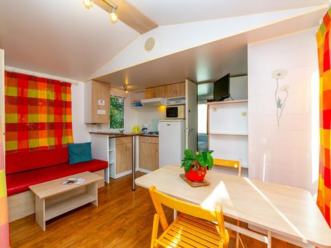 MOBILHOME 6 personnes - MH2 Confort 27 m² + clim, avec sanitaires