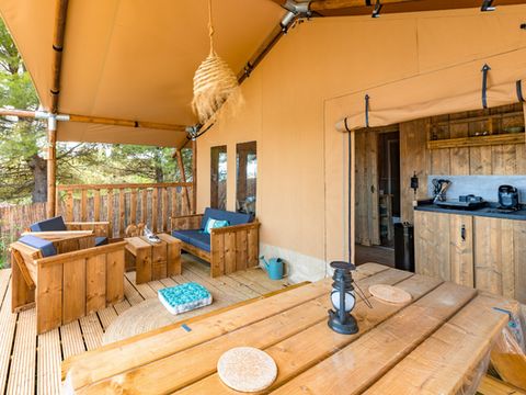 TENTE TOILE ET BOIS 4 personnes - Wood Lodge Premium Spa