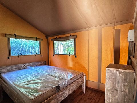 TENTE TOILE ET BOIS 4 personnes - Wood Lodge Premium Spa