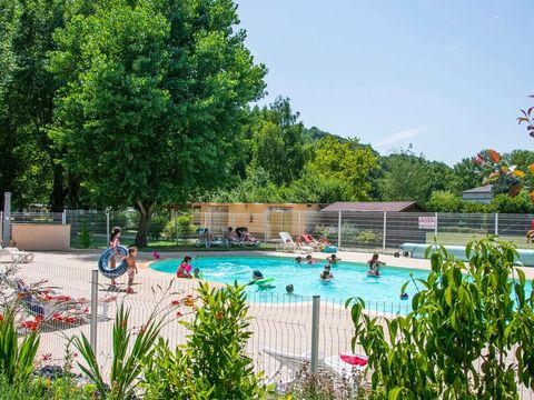 Flower Camping Saint Lambert - Camping Aveyron