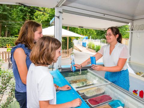 Flower Camping Saint Lambert - Camping Aveyron - Image N°45