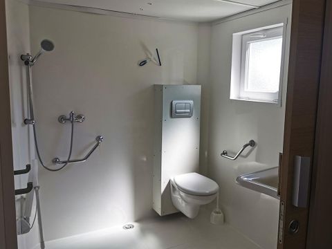 MOBILHOME 6 personnes - MH2 N°57 PMR avec sanitaires