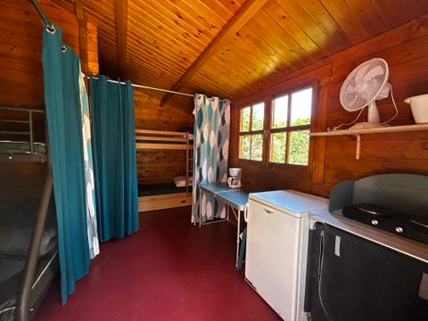 HÉBERGEMENT INSOLITE 5 personnes - Cabane