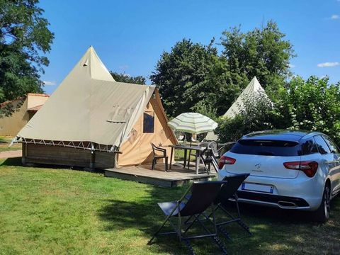 HÉBERGEMENT INSOLITE 4 personnes -  Tipi meublé 2 chambres - sans sanitaires