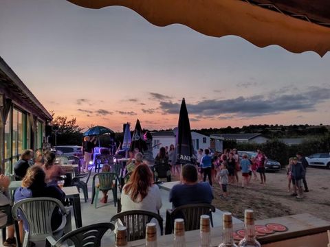 Camping Au Lac d'Hautibus*** - Camping Deux-Sèvres - Image N°5