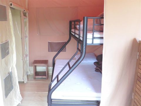 BUNGALOW TOILÉ 5 personnes - Bungalow toilé 5 personnes