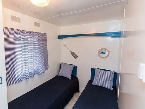 MOBILHOME 4 personnes - Navy, 2 chambres - 4 personnes