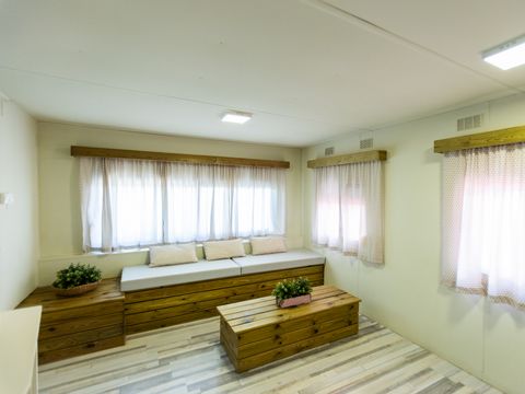 Mobilhome 3 personnes - MOBIL-HOME AVEC PISCINE 04