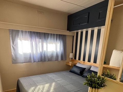 Bungalow 5 personnes - NAVY 19