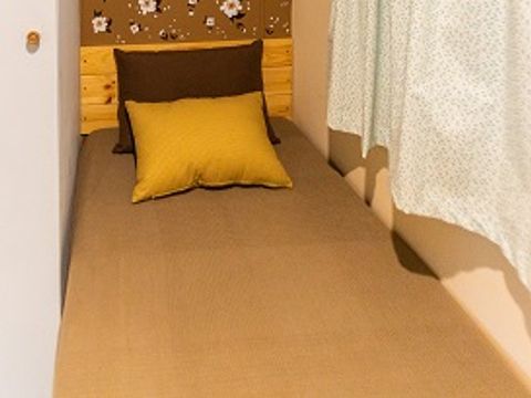 Bungalow 5 personnes - MOBIL-HOME AVEC PISCINE 02