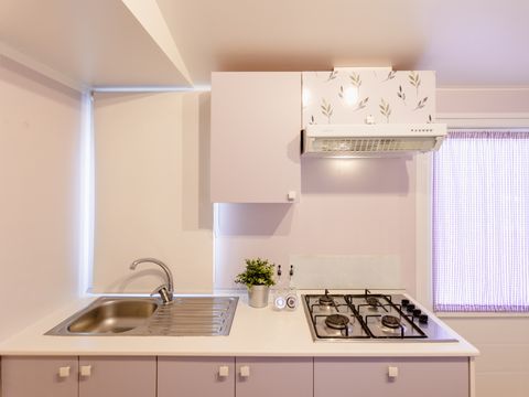 Mobilhome 4 personnes - PETITE MAISON ACCEPTANT LES ANIMAUX