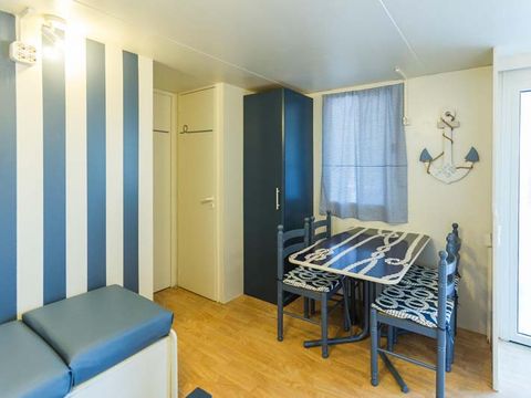 MOBILHOME 5 personnes - NAVY SEAVIEWS 02