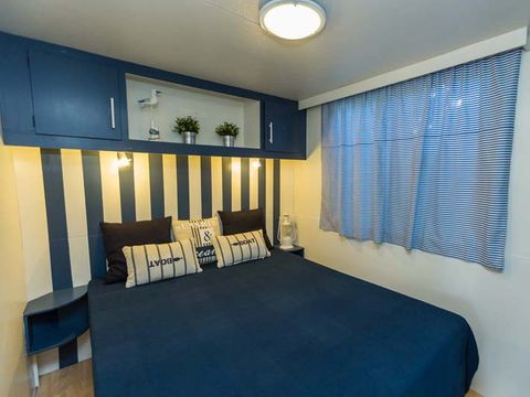 MOBILHOME 5 personnes - NAVY SEAVIEWS 02