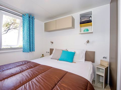Mobilhome 6 personnes - Comfort XL | 3 Ch. | 6 Pers. | Terrasse surélevée | Clim.