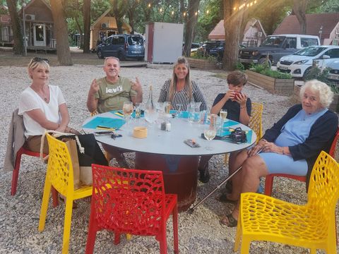 Camping Paradis Bellerive - Camping Gard - Image N°11