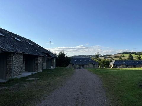 Ushuaïa Villages - Domaine de Scott - Camping Nièvre - Image N°2