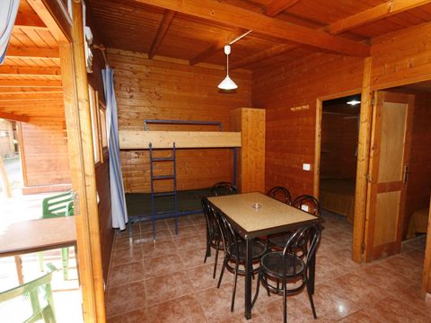 BUNGALOW 5 personnes - 4/5 personnes
