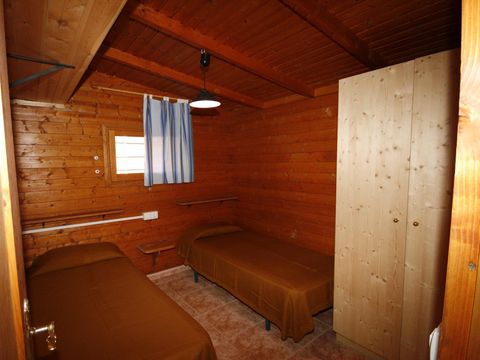 BUNGALOW 5 personnes - 4/5 personnes