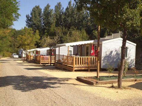 MOBILHOME 4 personnes - 28m² - 2 chambres - sans TV -