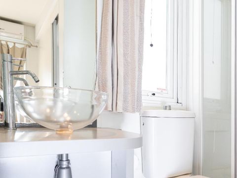 MOBILHOME 6 personnes - COLORFUL avec trois chambres