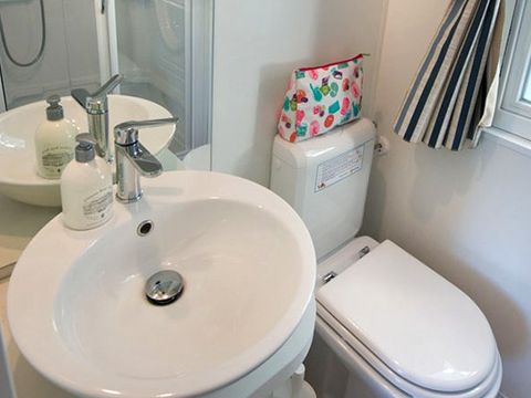 MOBILHOME 6 personnes - Comfort XL | 3 Ch. | 6 Pers. | Terrasse surélevée | 2 SDB | Clim.